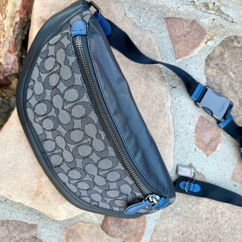 Coach League belt bag leather jacquard NWOT - Picture 3 of 13